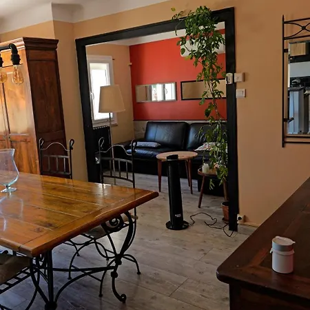 Le Logis D'aude Nyaraló *